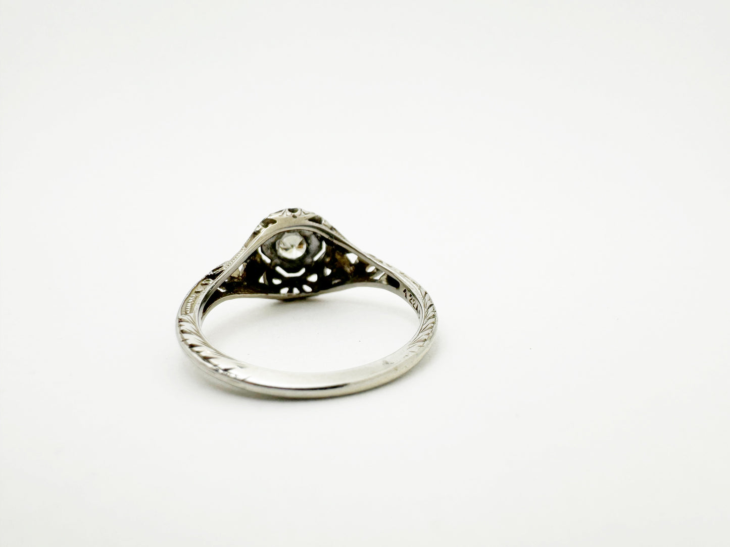 1920's 18k White Gold Diamond Solitaire