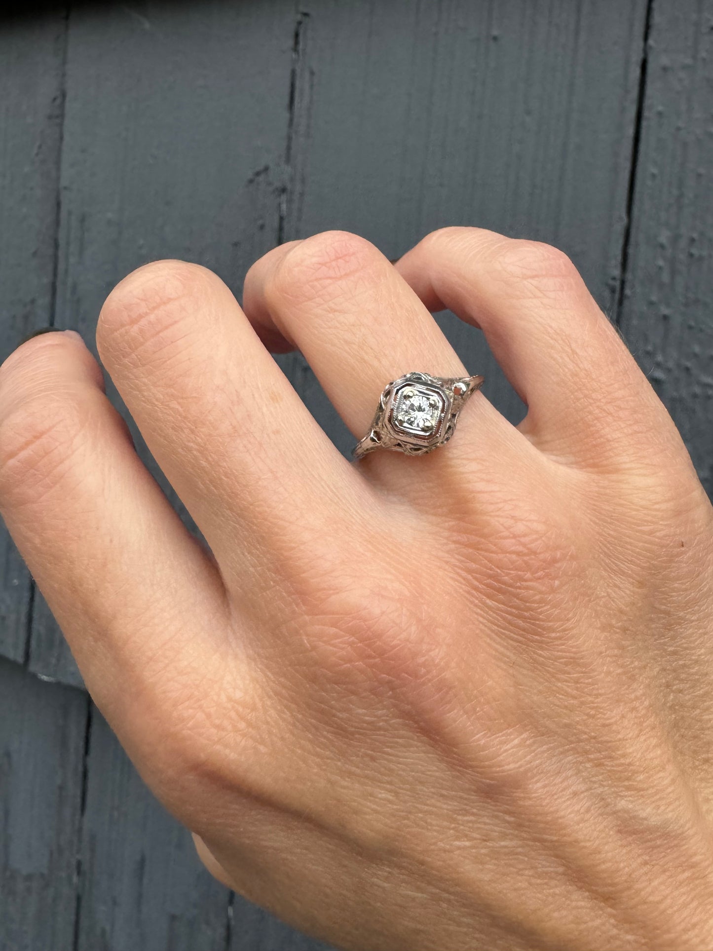 1920's 18k White Gold Diamond Solitaire