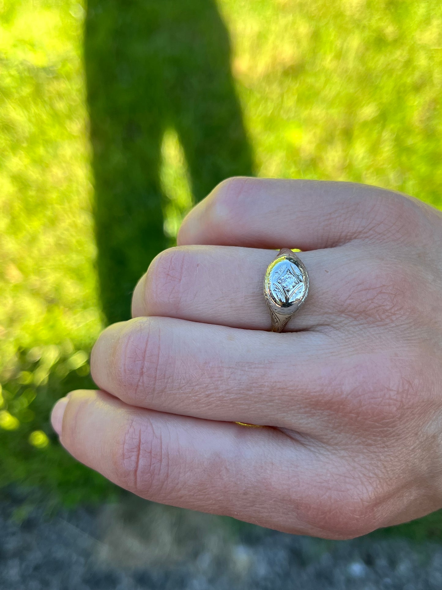 1930's Two-Tone Diamond Solitaire