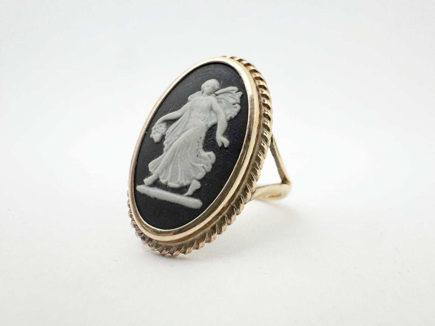 Wedwood Black Cameo Ring