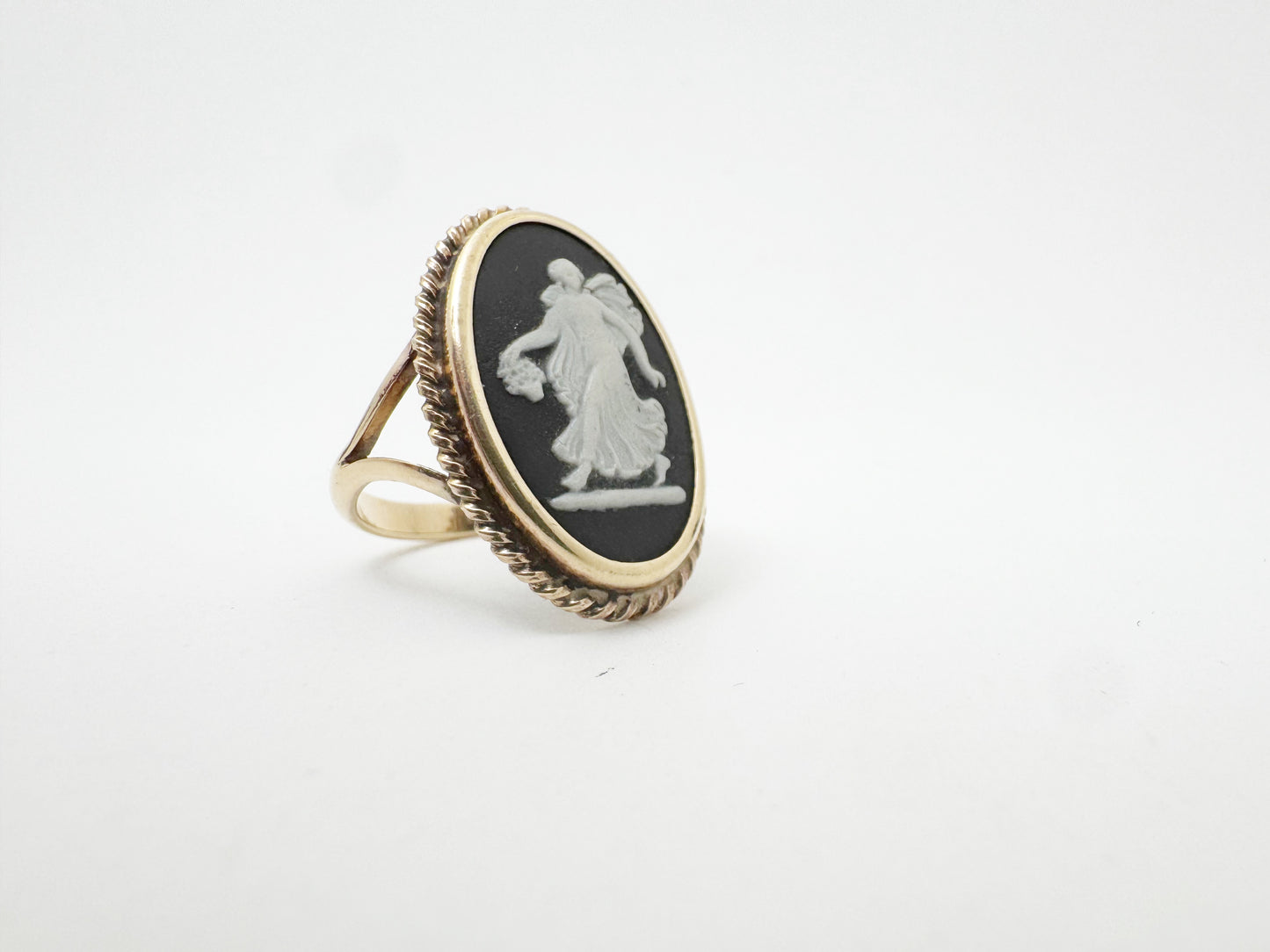 Wedwood Black Cameo Ring