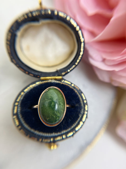 Lovely c.1910s Green Agate Ring