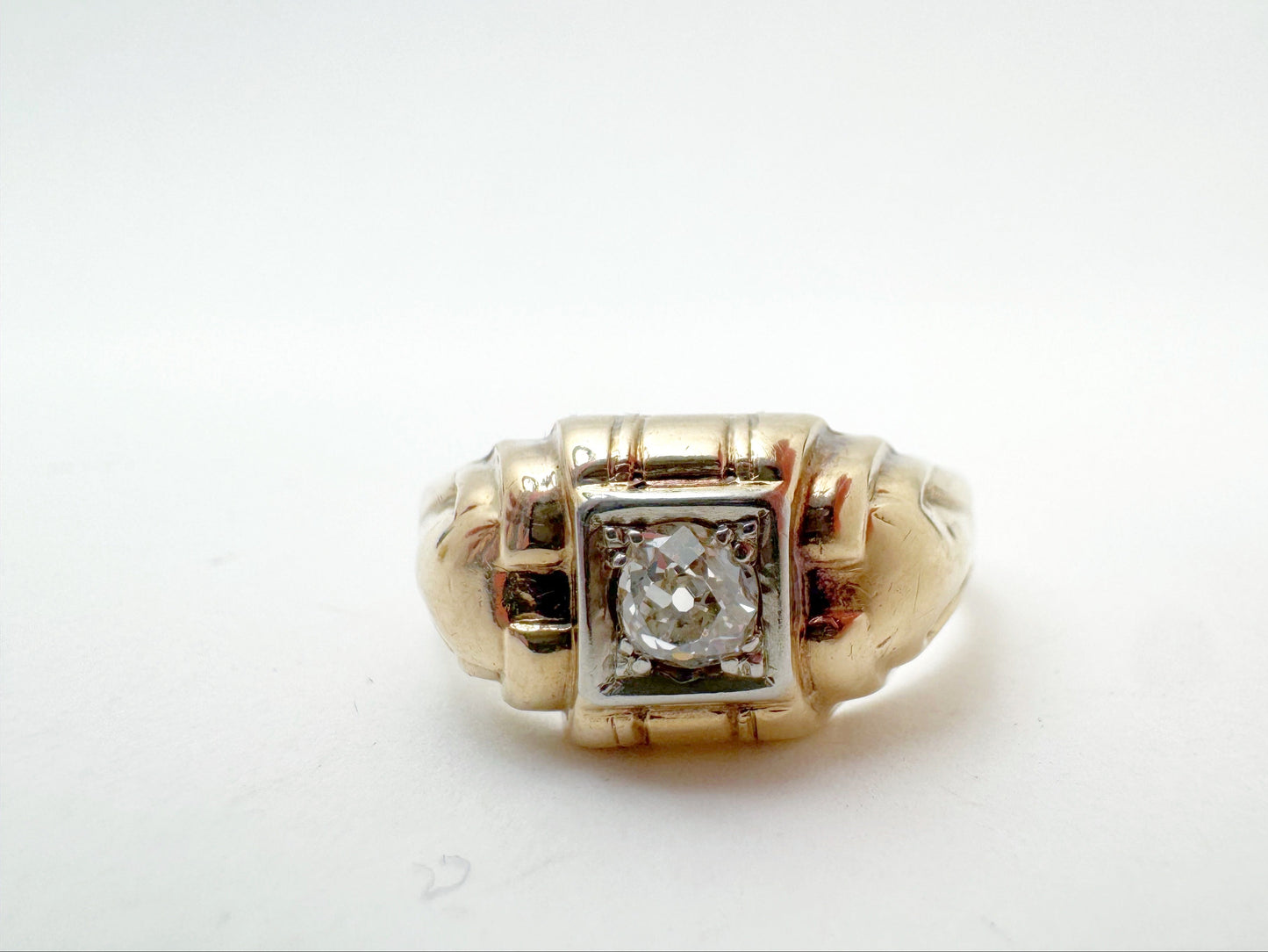 1940's Classic Diamond Two Toned Solitaire