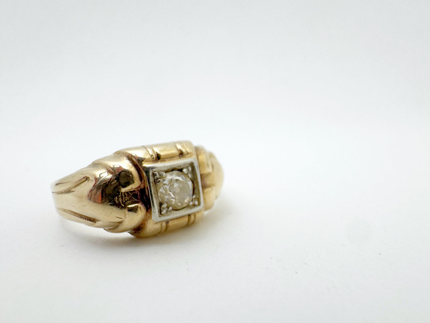 1940's Classic Diamond Two Toned Solitaire