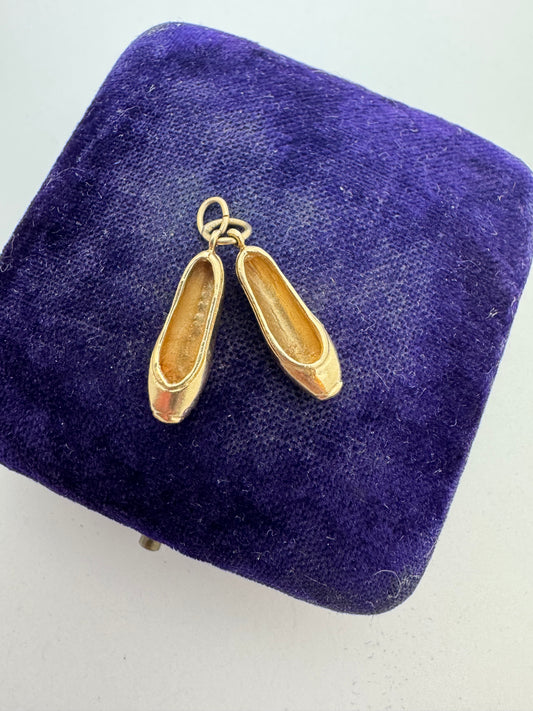 Ballet Slippers Charm 14k gold