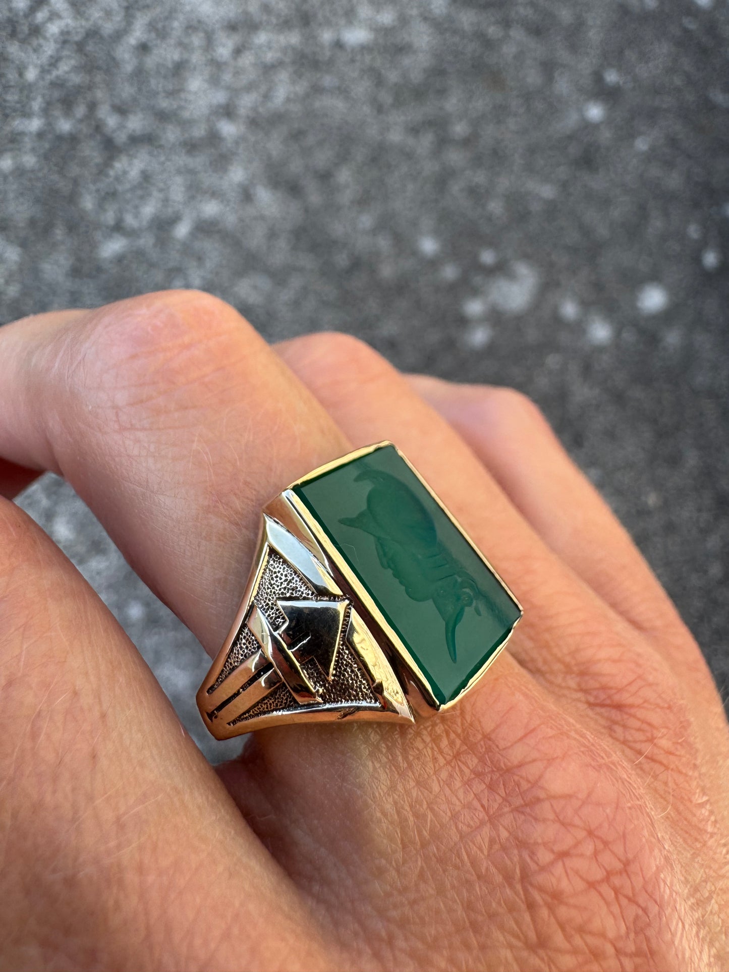 Mid-Century Greco-Roman Soldier Chrysoprase Intaglio Ring - Vintage - c.1940’s-1950’s