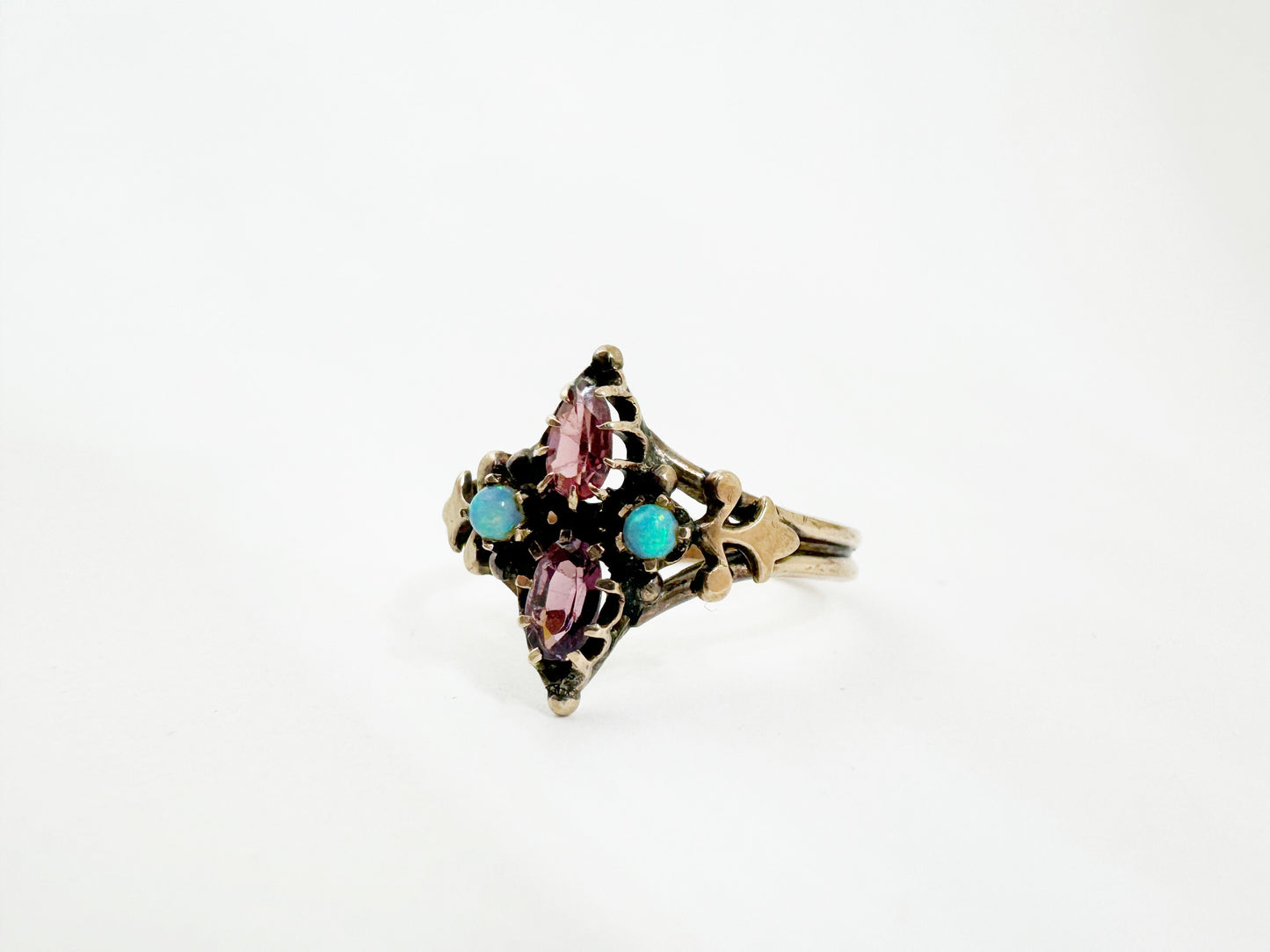 Cool Victorian Ring