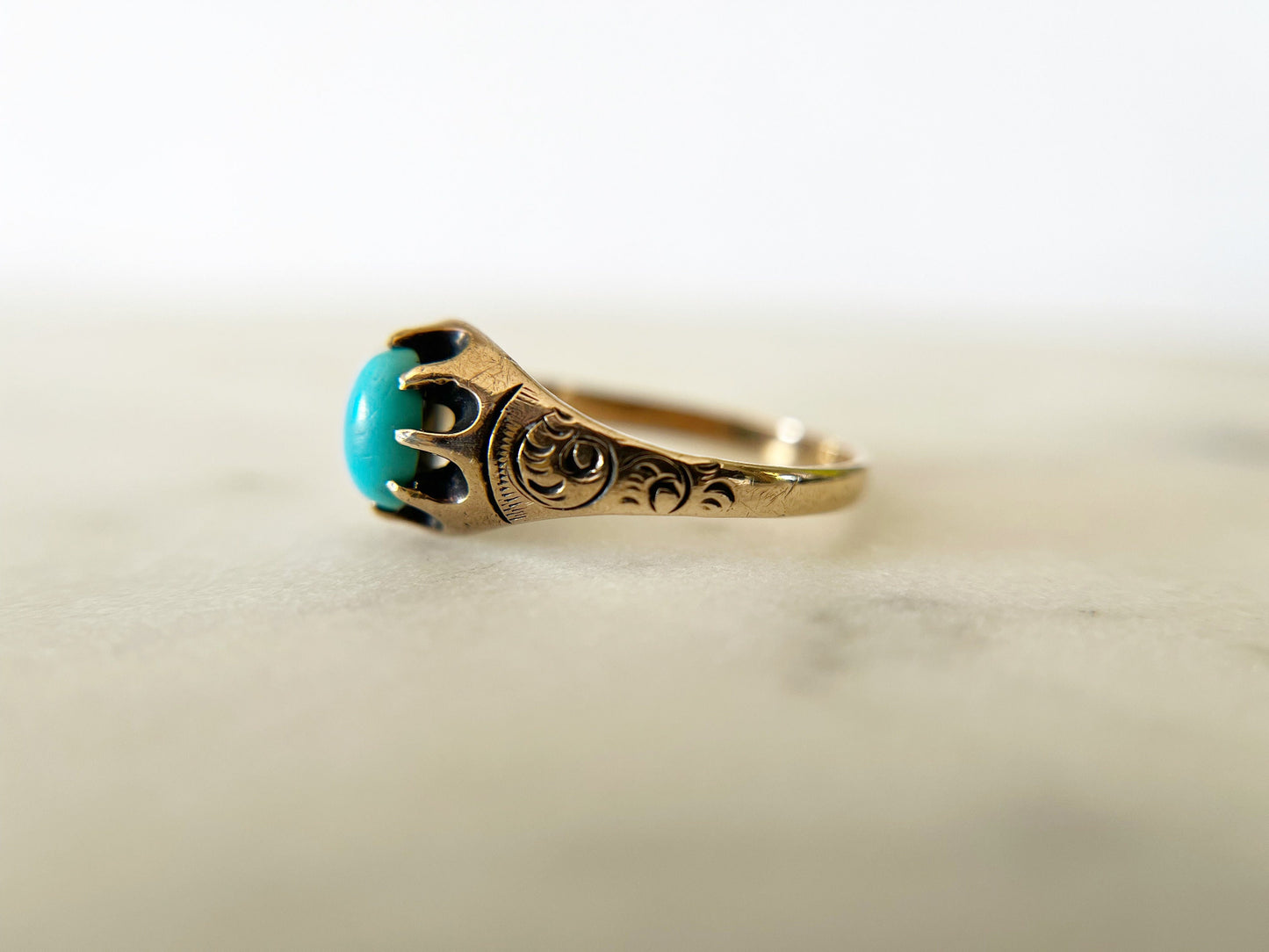 Victorian Turquoise Belcher Set Ring - 10k gold