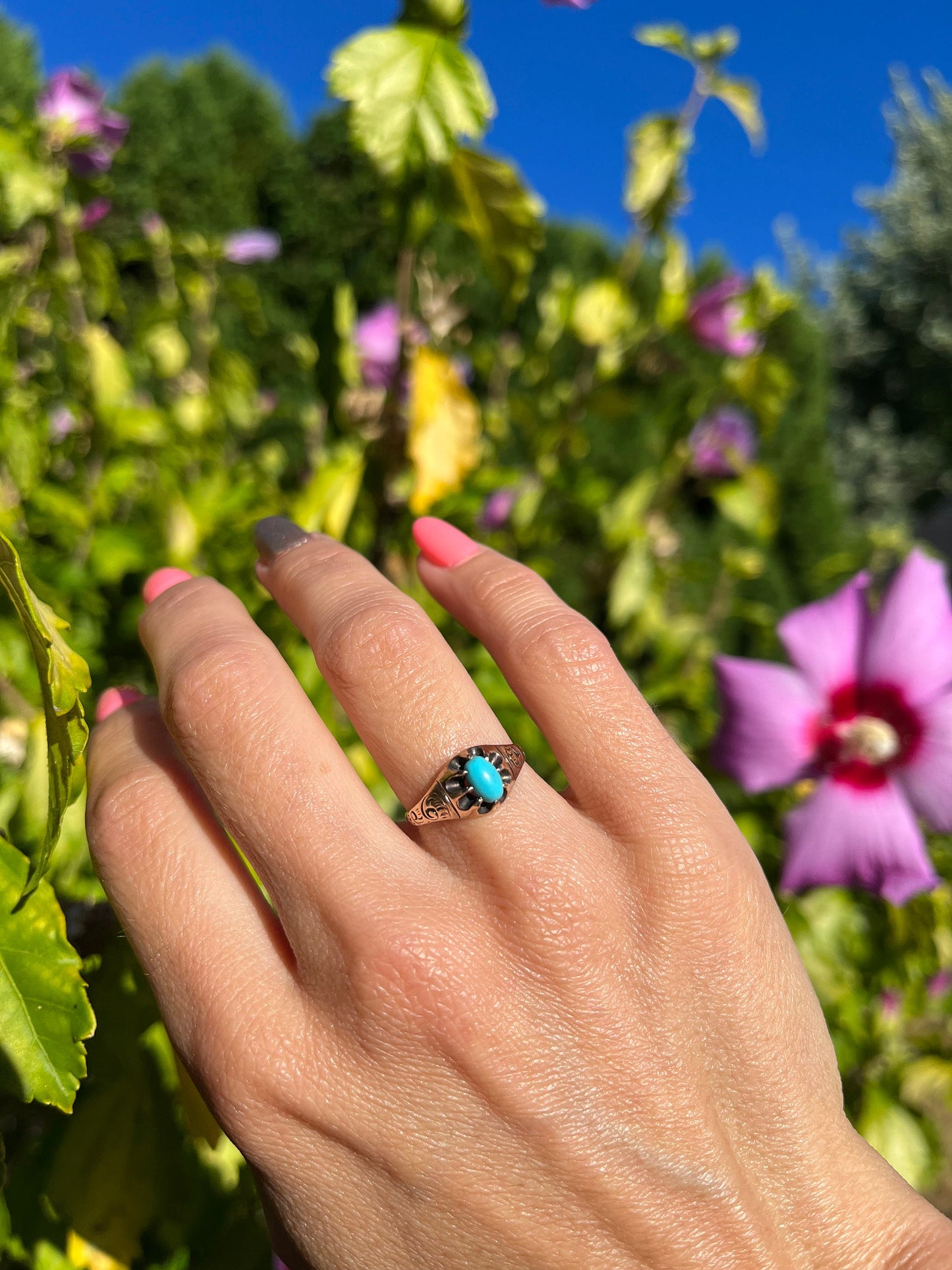 Victorian Turquoise Belcher Set Ring - 10k gold